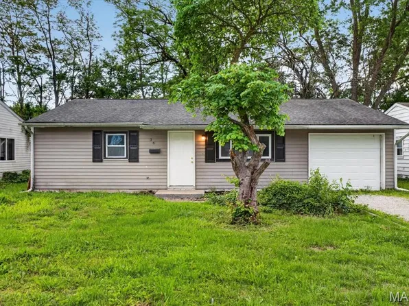 36 Saint Gregory Dr, Cahokia, IL 62206