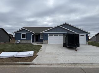 1908 Arches DRIVE, Holmen, WI 54636