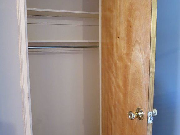 5th image of 100 W 118th St APT 3E