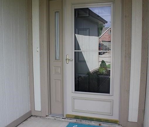 2nd image of 7711 Baywood Dr