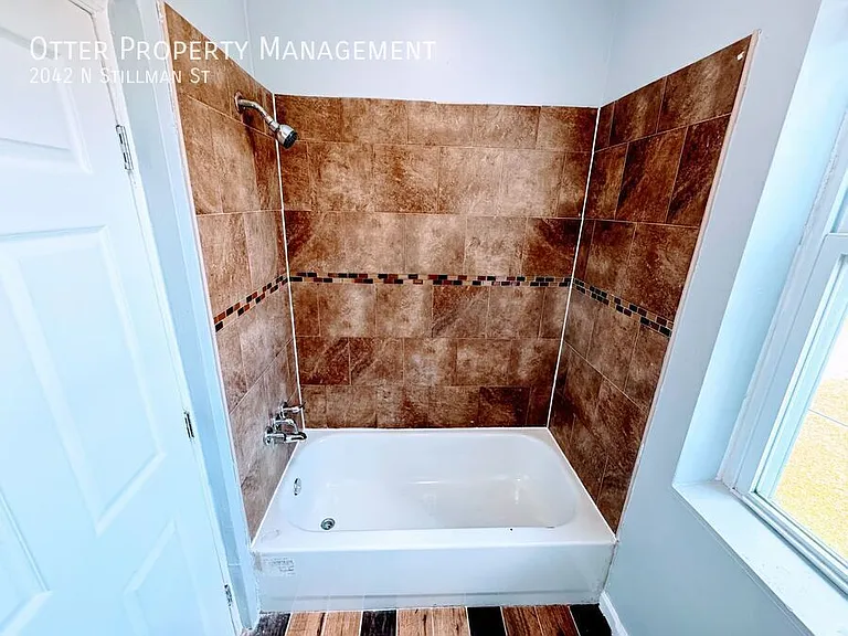 2042 N Stillman St — Photo 20