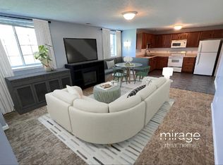 2534 E Vermontville Hwy APT 2, Charlotte, MI 48813