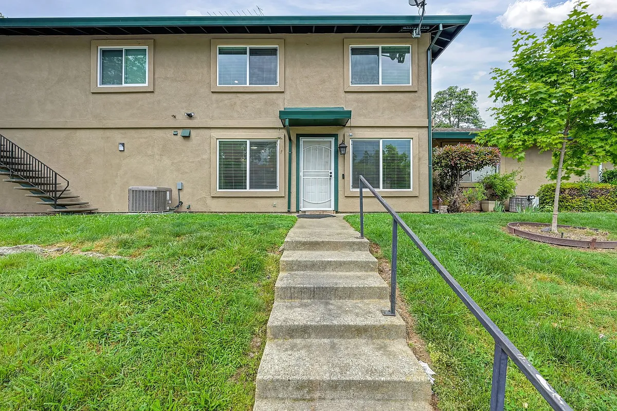 Building Photo - 3681 Galena Dr #2