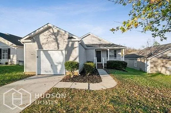 3013 Rockingham Ct SW — Photo 1