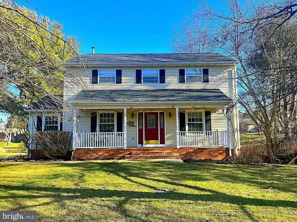 2300 Maplewood Dr, Culpeper, VA 22701