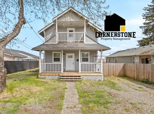 320 W Clark St, Medford, OR 97501