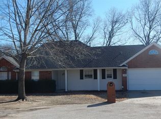 627 E Rest Cottage Dr, Pilot Point, TX 76258