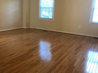 4342 Greenberry Ln, Annandale, VA 22003
