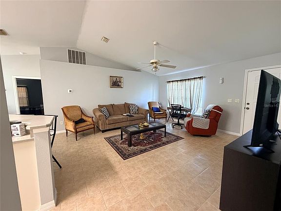 2nd image of 16 Pecan Drive Loop