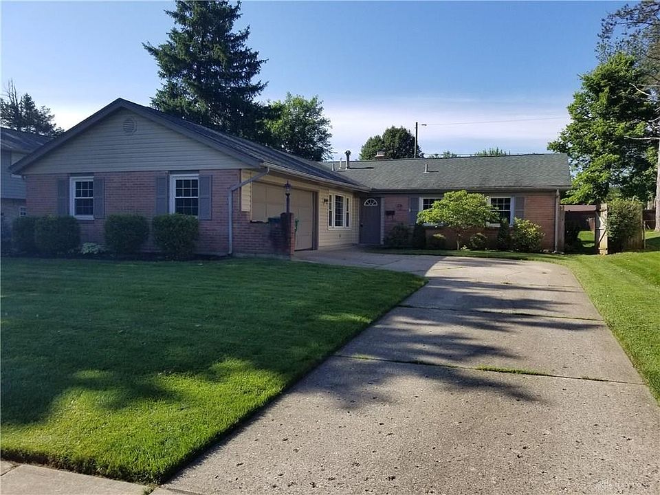 1st image of 402 Bowman Dr