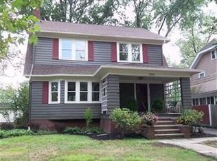 3300 Clarendon Rd, Cleveland Heights, OH 44118