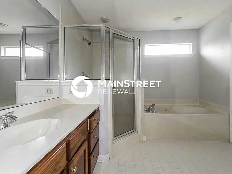 Main Bathroom