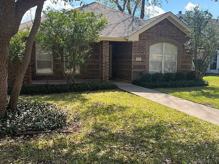 1041 Lytle Creek Dr — Photo 1