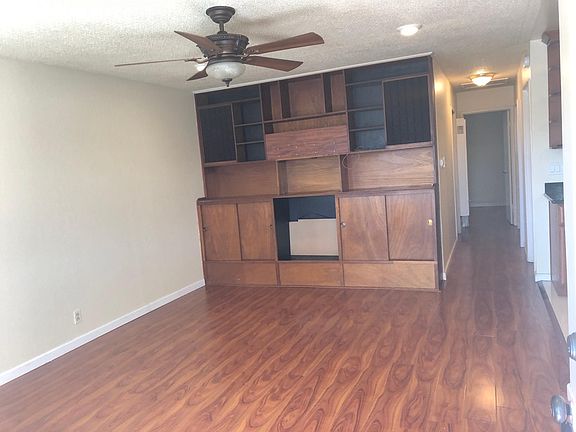 2nd image of 421 Greathouse Dr