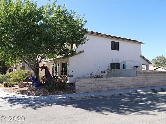 3rd image of 9769 Bradford Summit St