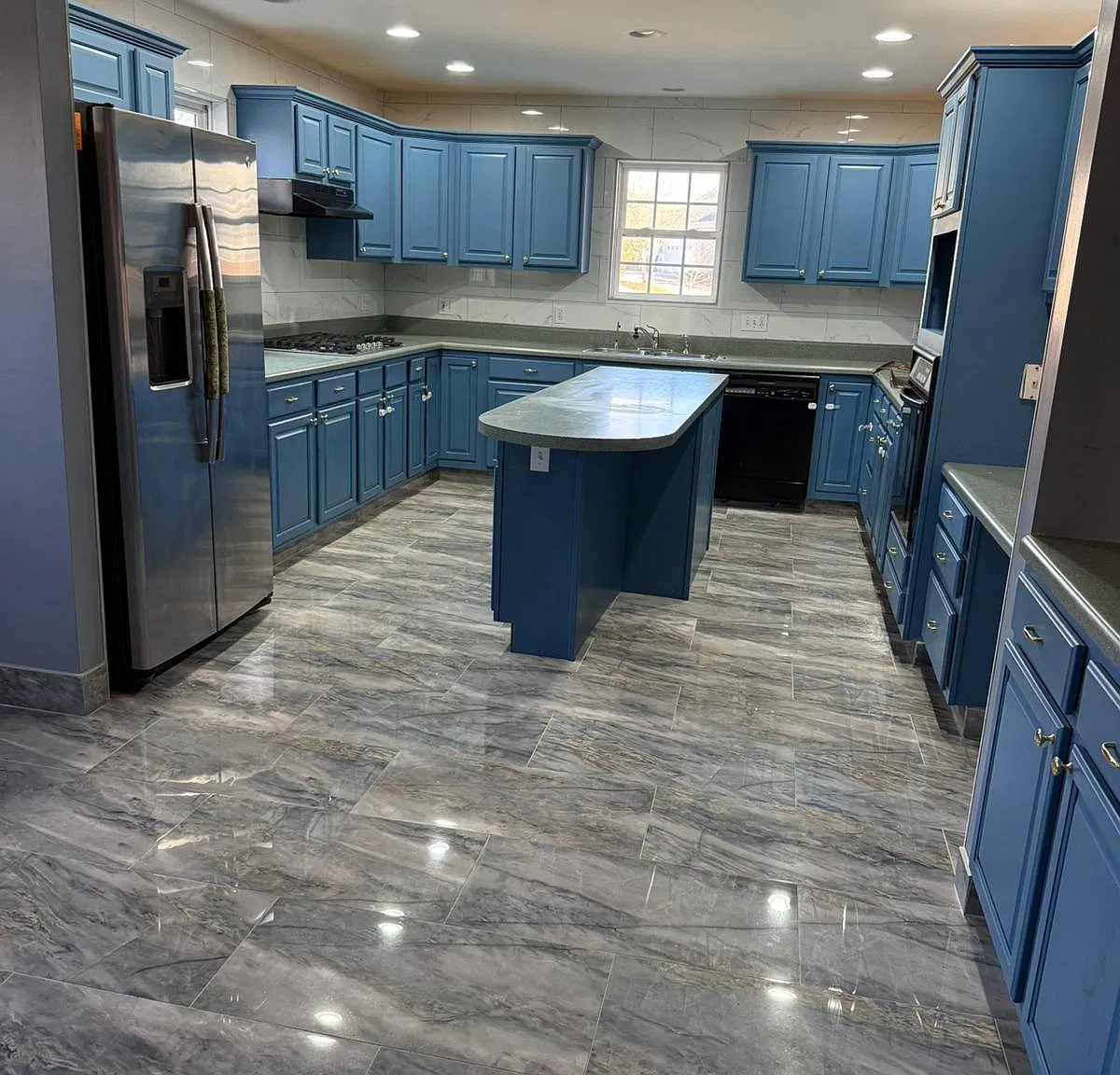 115 Graham Pl — Photo 3