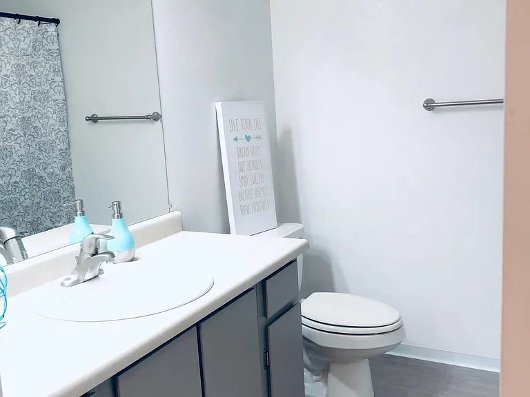 305 College View Dr — Photo 7