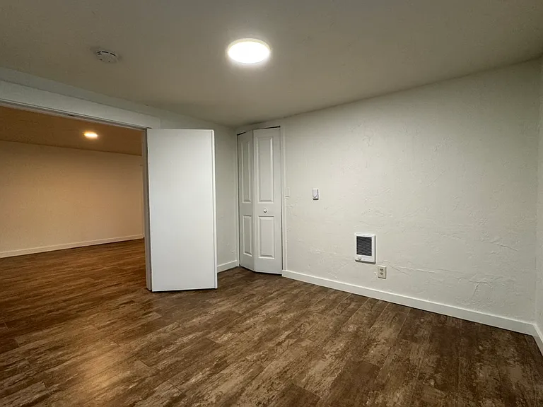 68 NE Stanton St #1K — Photo 16