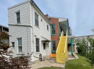 156 E Queen St, Chambersburg, PA 17201