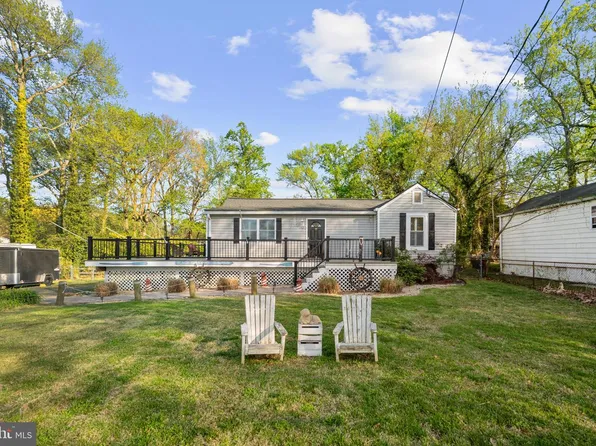 3901 Calawasse Rd, Edgewater, MD 21037
