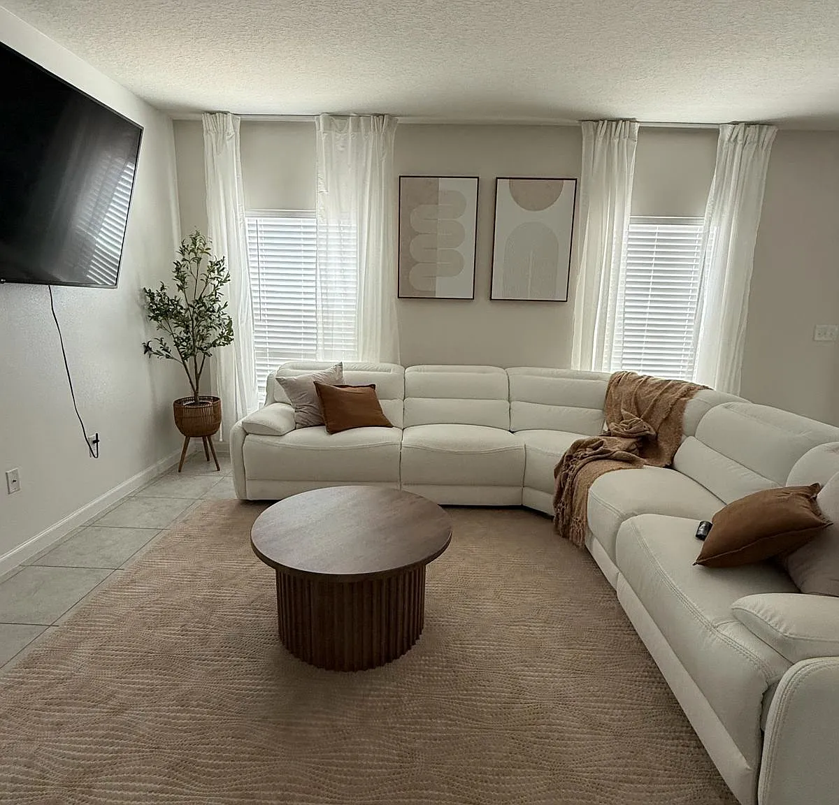 216 Fiddlewood Ct — Photo 2