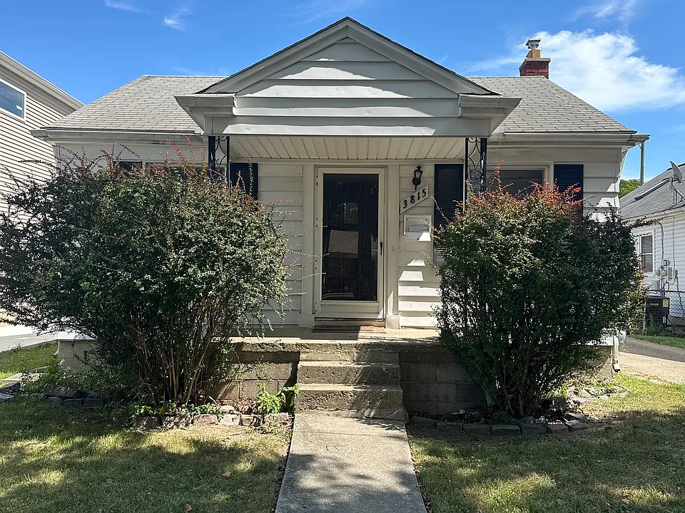 3815 Ziegler St