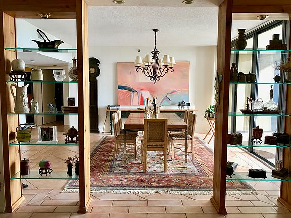 Dining with built-in shelves