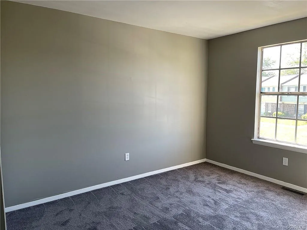 3 bed, 1.5 bath, 1100 sqft, $1,800 — Photo 4