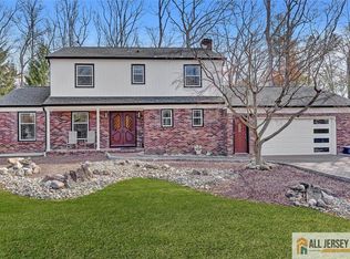 35 Gloucester Ct, East Brunswick, NJ