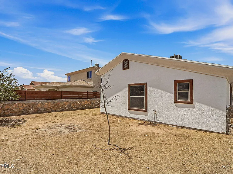 14214 Silver Point Ave — Photo 22