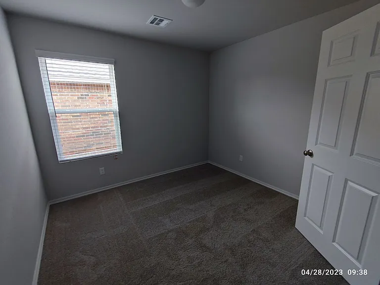 1211 Tortoise Wood Rd — Photo 6