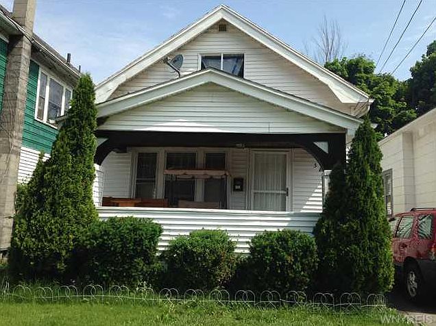 1st image of 382 Dartmouth Ave