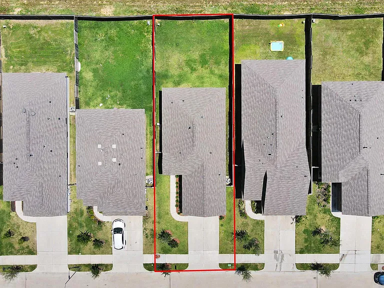 9206 Burnet Fields Dr — Photo 40