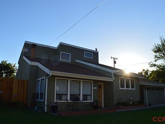 3rd image of 9616 Encina Ave