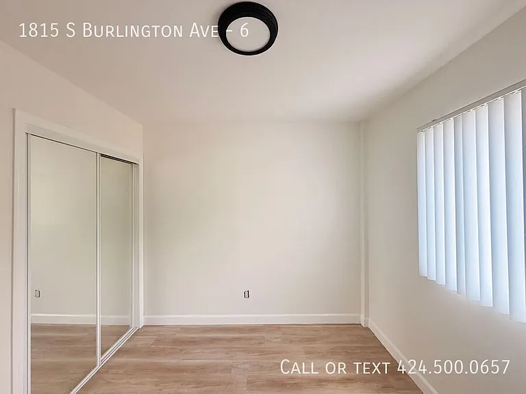 1815 S Burlington Ave #6 — Photo 9