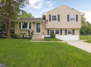 2 Glenwood Rd, Lumberton, NJ 08048