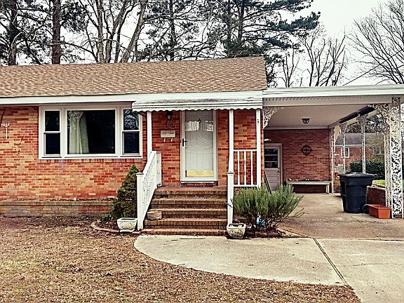 2nd image of 6 Westlawn Dr