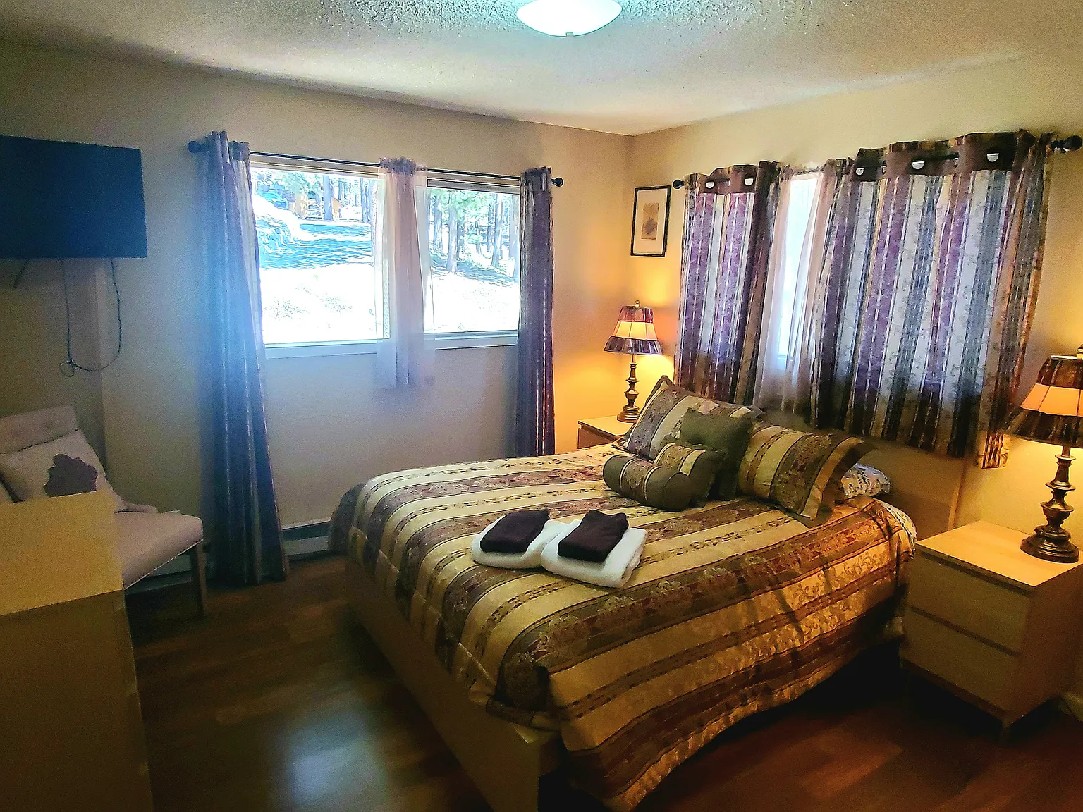 4 bed, 3041 sqft, $7,000 — Photo 4