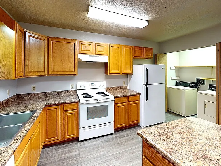 Pheasant View Apartments — Photo 37