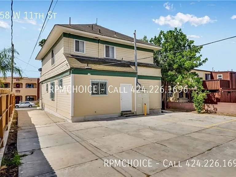 258 W 11th St — Photo 14
