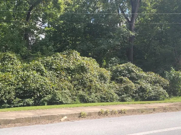 67 Slackwater Rd, Millersville, PA 17551