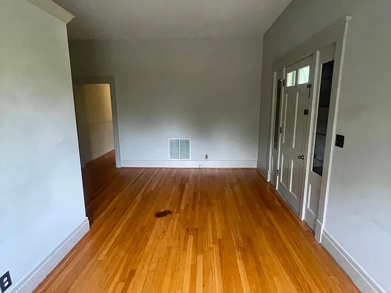 5002 Dakota Tri-Plex — Photo 5
