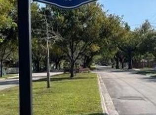 336 NW 53rd St #1, Miami, FL 33127