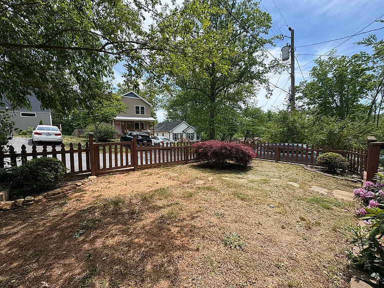10 Spring Dr — Photo 20