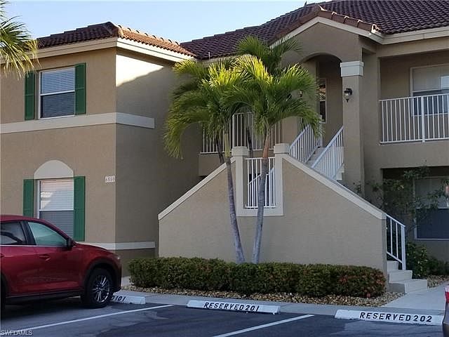 1st image of 6550 Huntington Lakes Cir APT 201