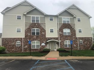 1023 Piedmont Cir, Saint Peters, MO 63304