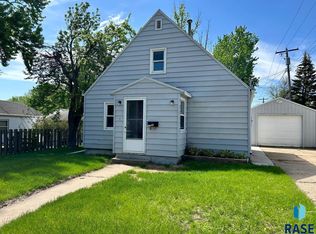 1315 E 22nd St, Sioux Falls, SD 57105