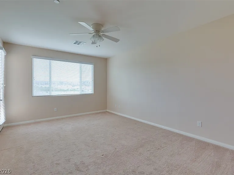 85 Avenza Dr — Photo 16