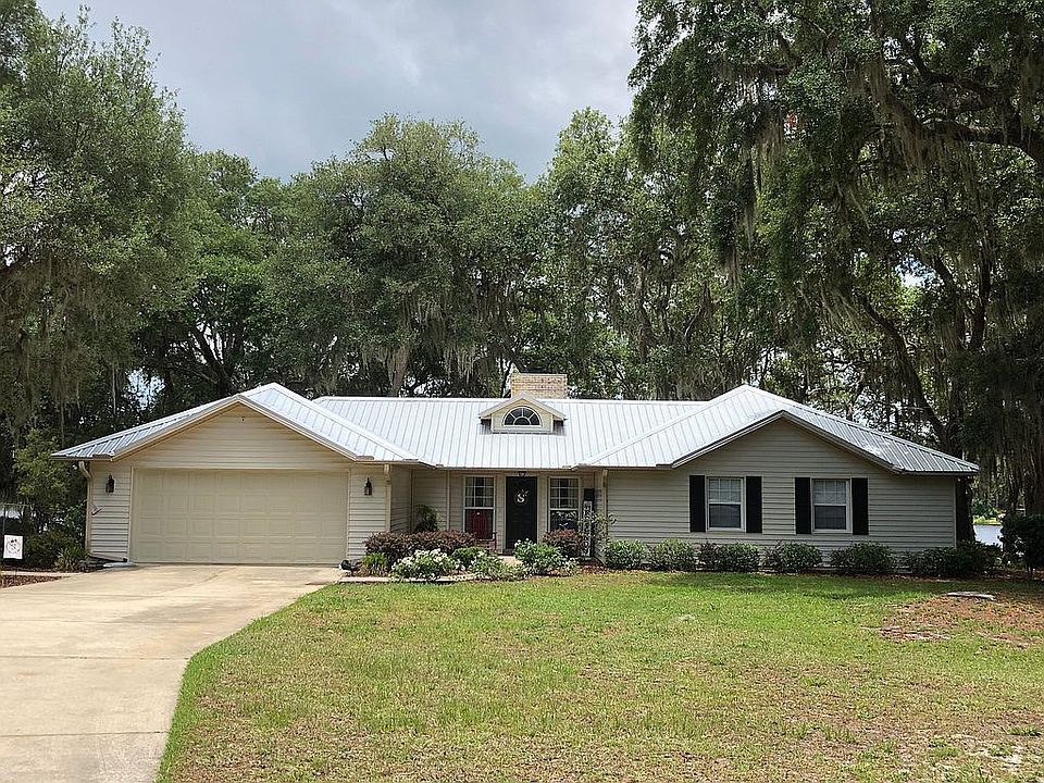 1st image of 220 Kirby Ln