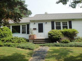 37 Palisade Ave, Trumbull, CT 06611